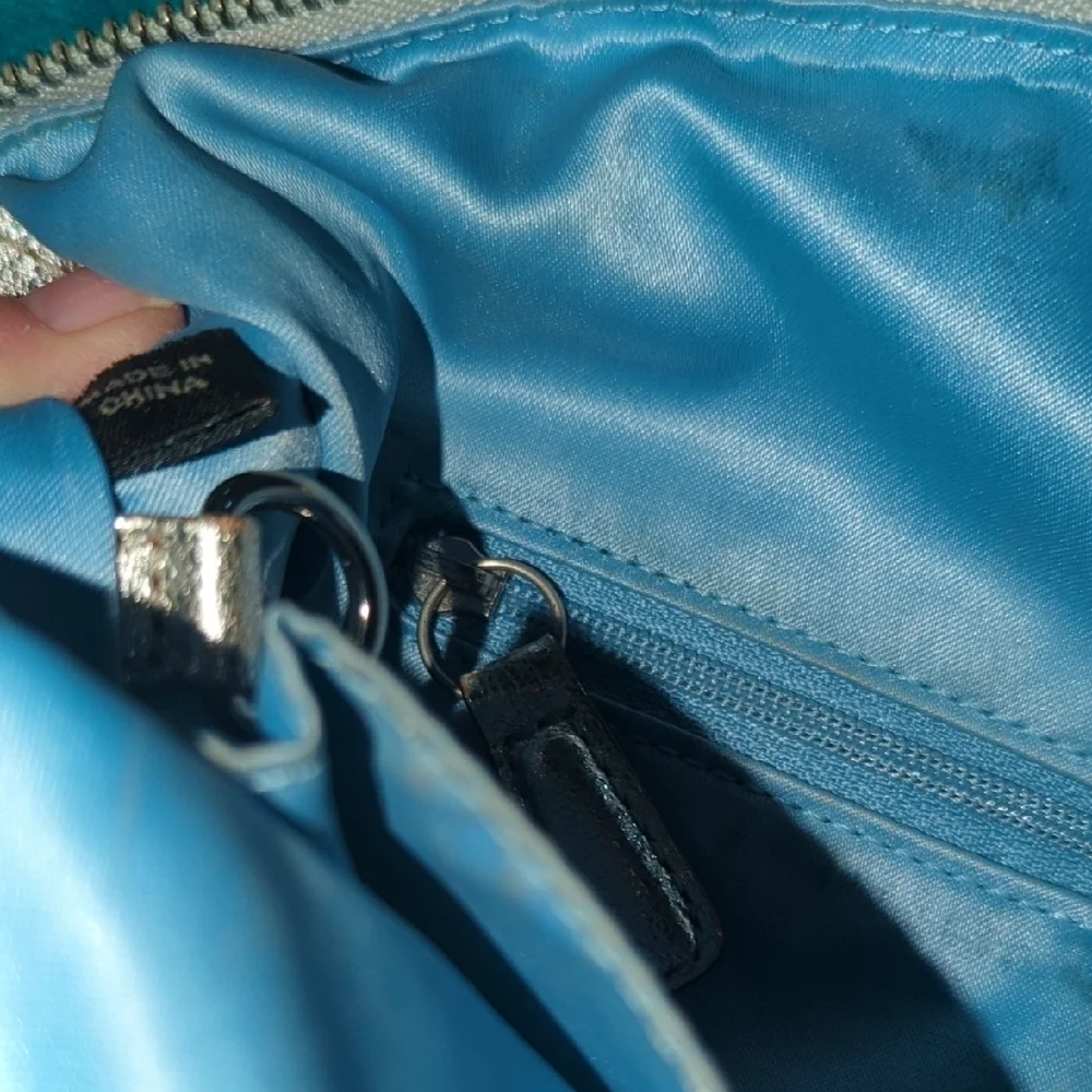 2009 Coach Poppy Cream and Gold Tote Bag
